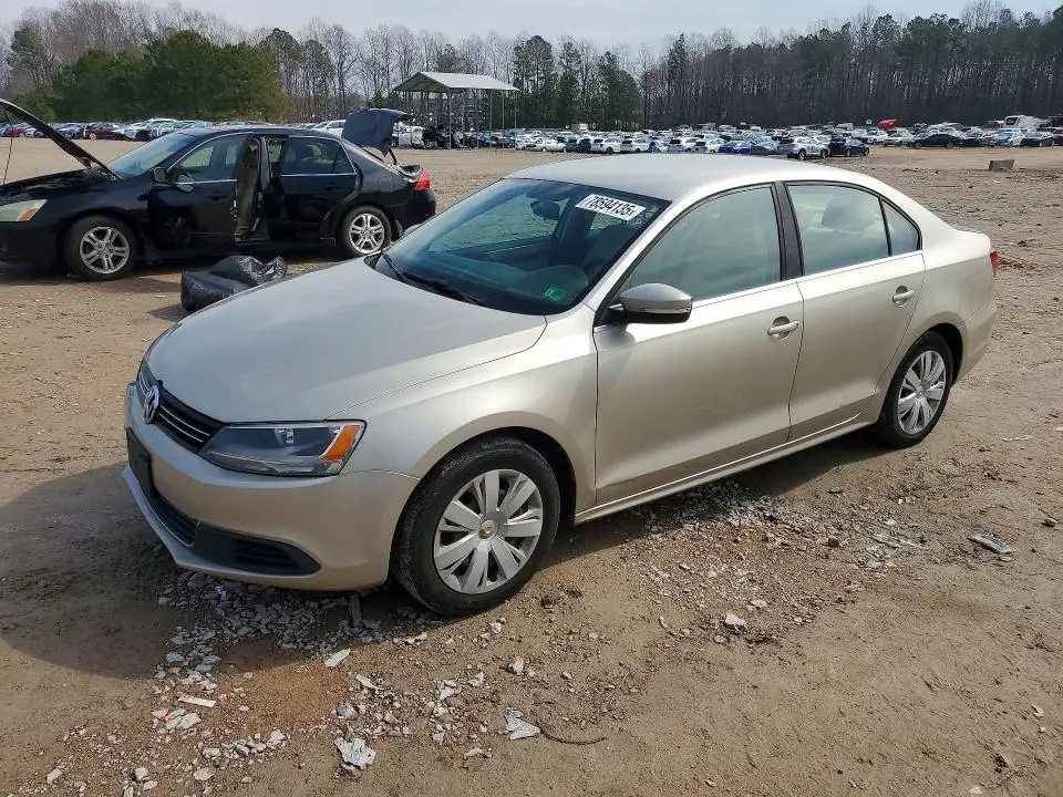 3VWDX7AJ9DM229614