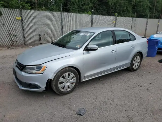 3VWDX7AJXDM304210