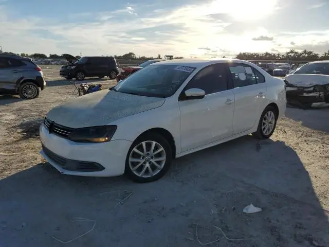 3VWDX7AJXDM375147