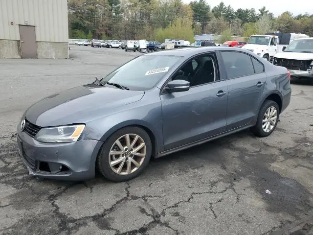 3VWDZ7AJ0BM349082