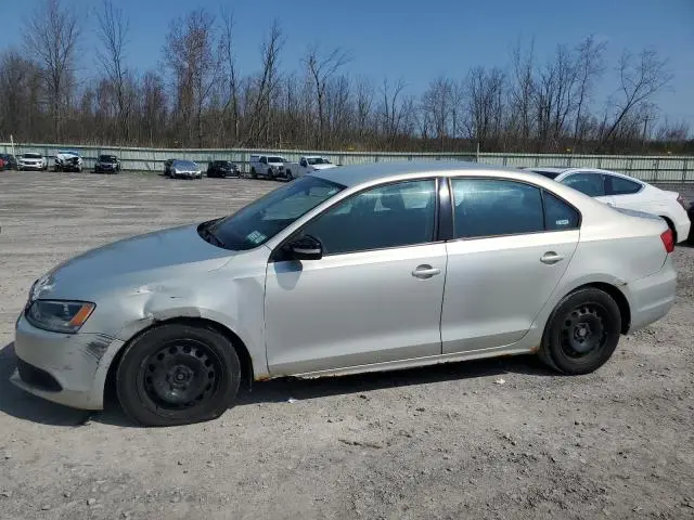 3VWDZ7AJ5BM308835