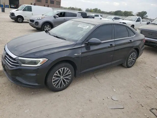 3VWE57BU5KM099573