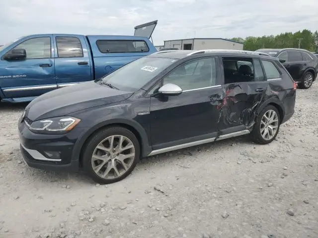 3VWH17AUXKM515711
