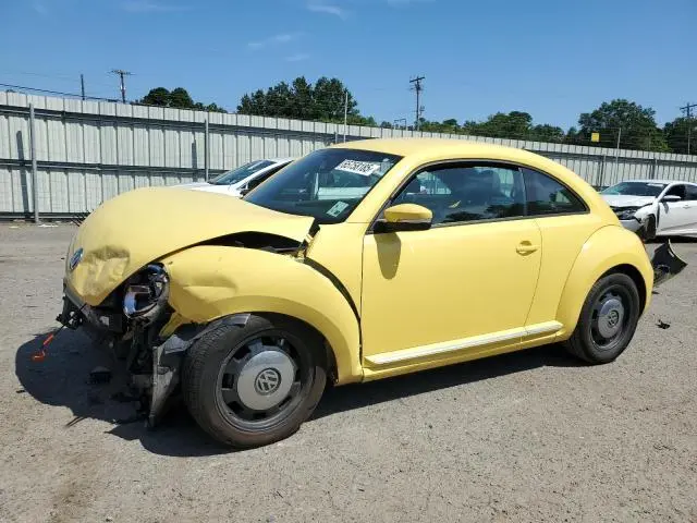 3VWJ17AT2EM637556
