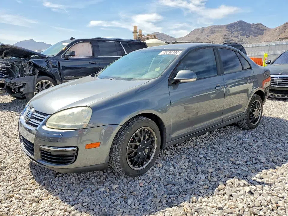 3VWJM71K28M190374