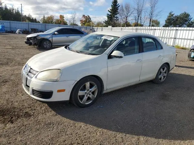 3VWJM71KX8M083685