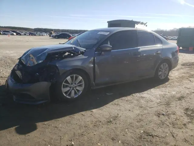 3VWLA7AJ0FM250495