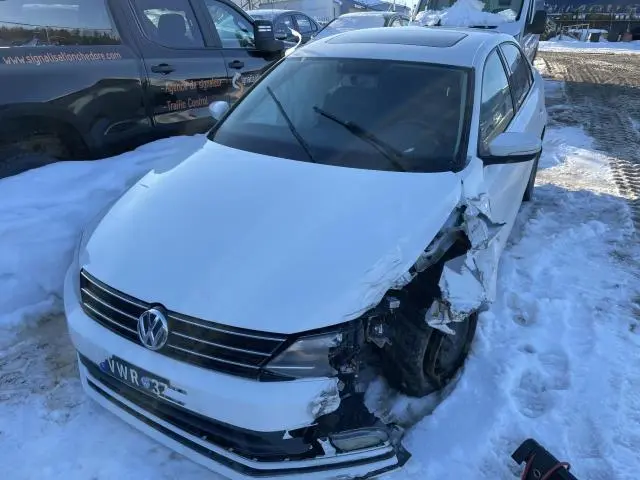 3VWLA7AJ4FM204099