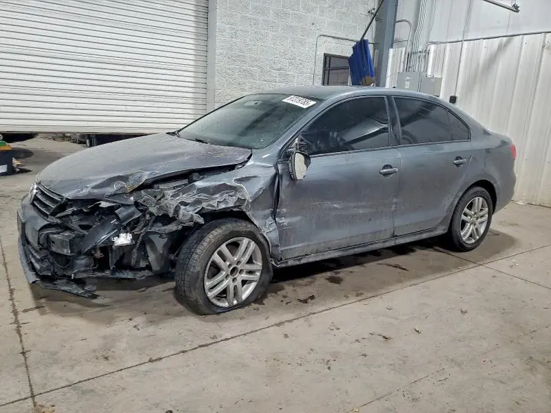 3VWLA7AJ5FM233949