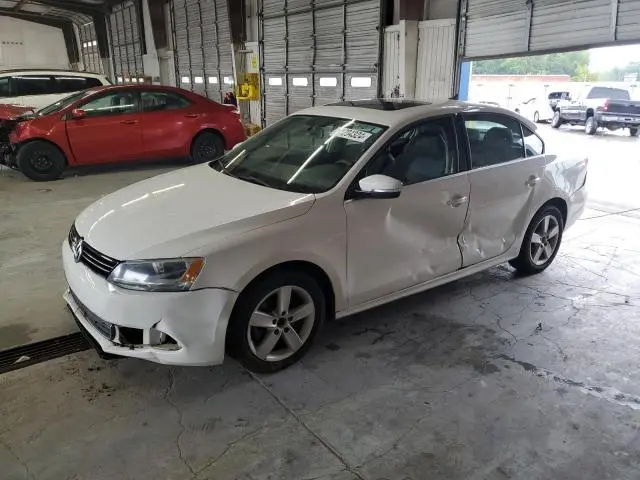 3VWLL7AJ0DM351270