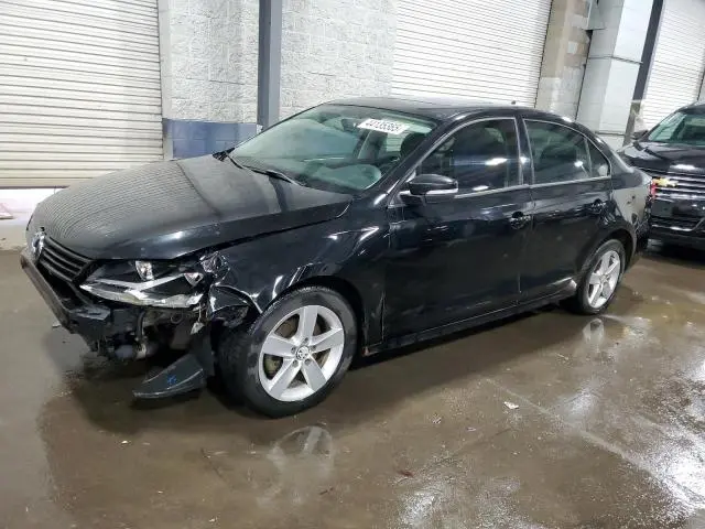 3VWLL7AJ1BM037091