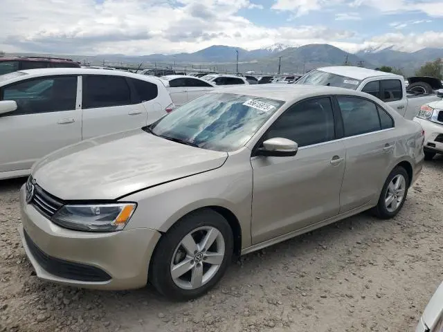 3VWLL7AJ1DM248990