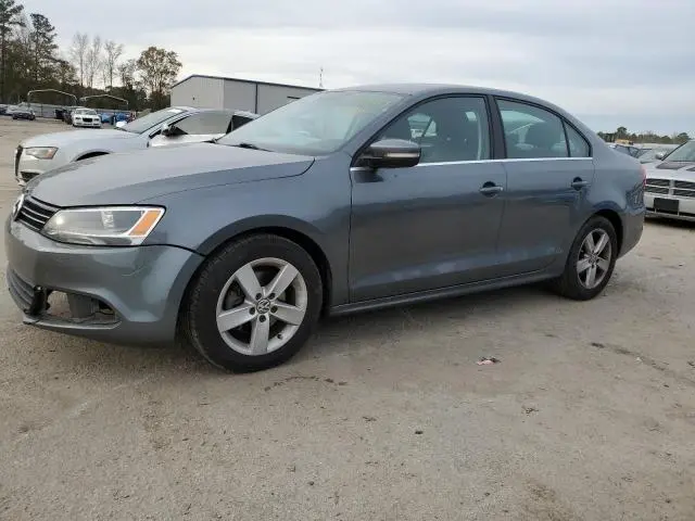 3VWLL7AJ1EM416970
