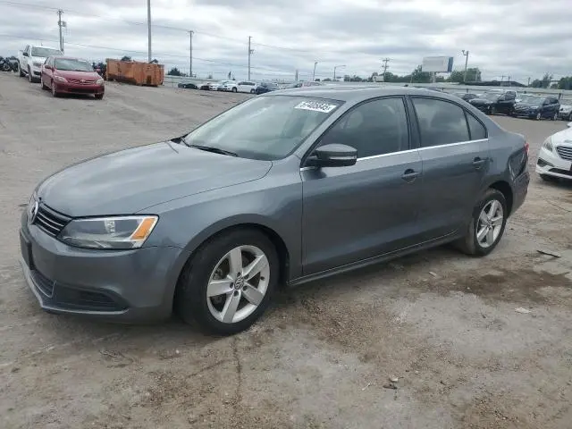 3VWLL7AJ1EM430822
