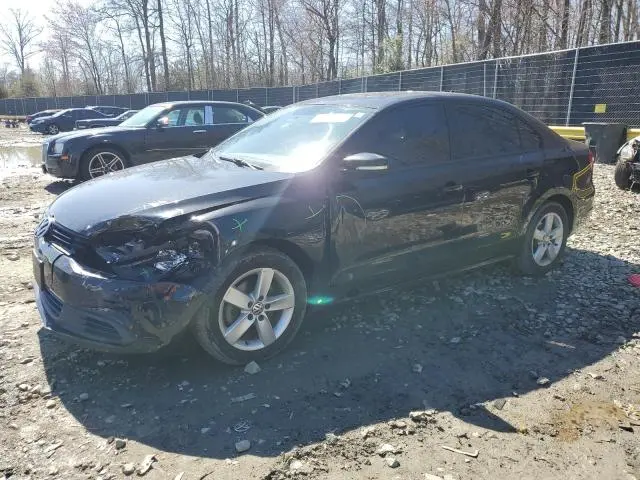 3VWLL7AJ2CM390599