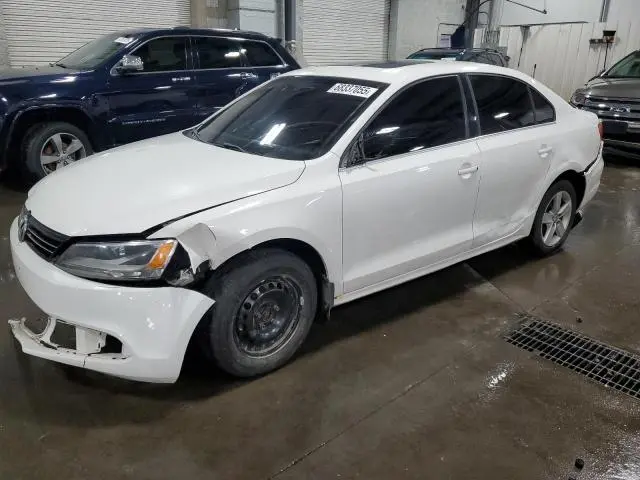 3VWLL7AJ2DM204870