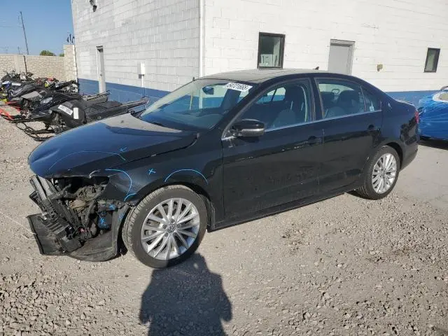 3VWLL7AJ2EM363857