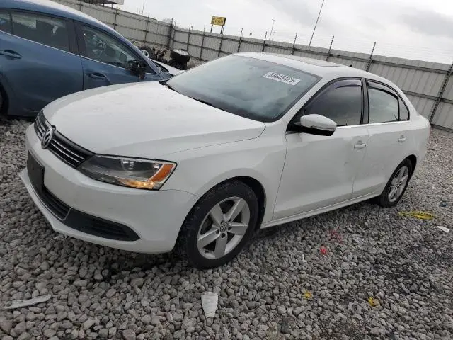 3VWLL7AJ2EM415889