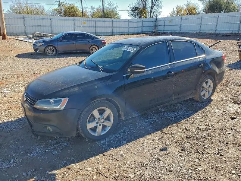 3VWLL7AJ3CM035781