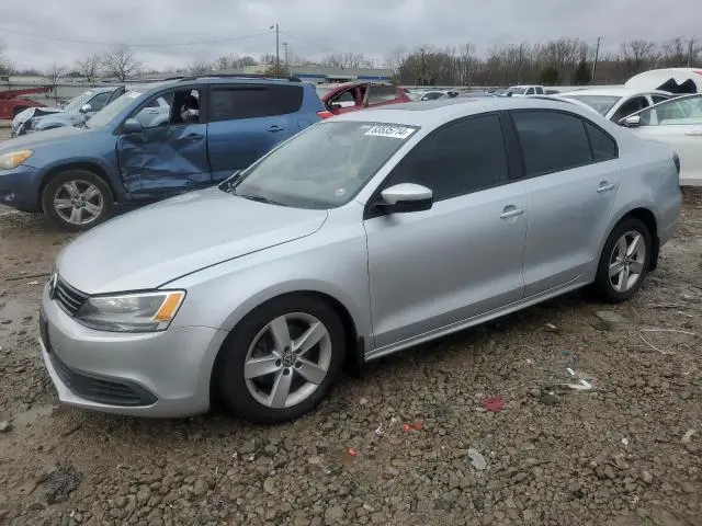 3VWLL7AJ3CM337426