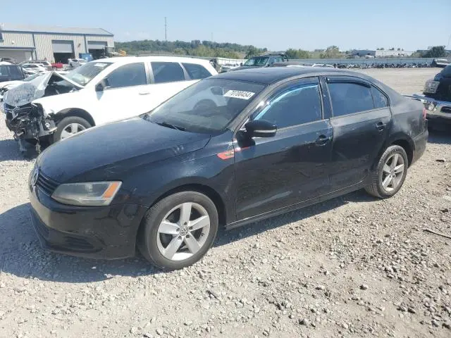 3VWLL7AJ3CM415770