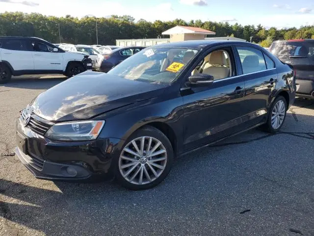 3VWLL7AJ3DM390824