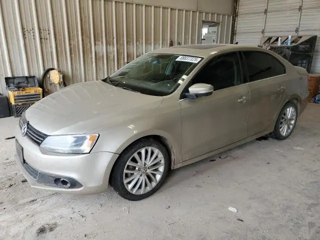 3VWLL7AJ3EM225535