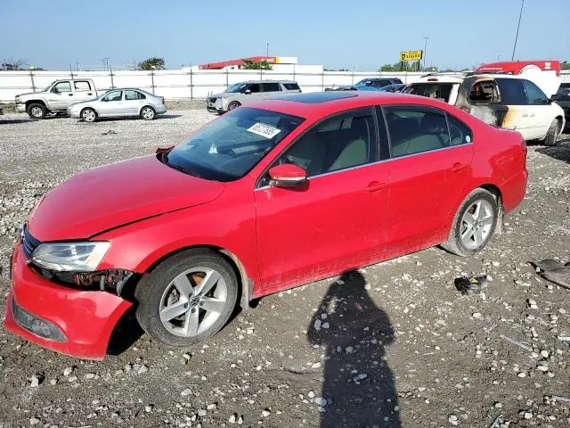3VWLL7AJ4CM035353
