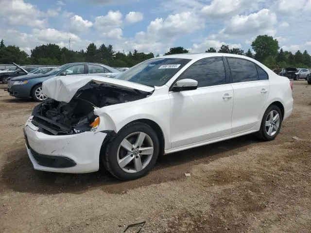 3VWLL7AJ4CM360634