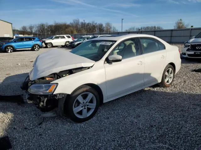 3VWLL7AJ4CM361721