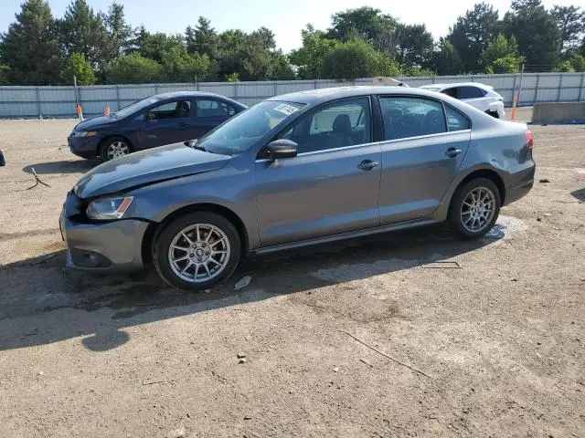 3VWLL7AJ6BM025065
