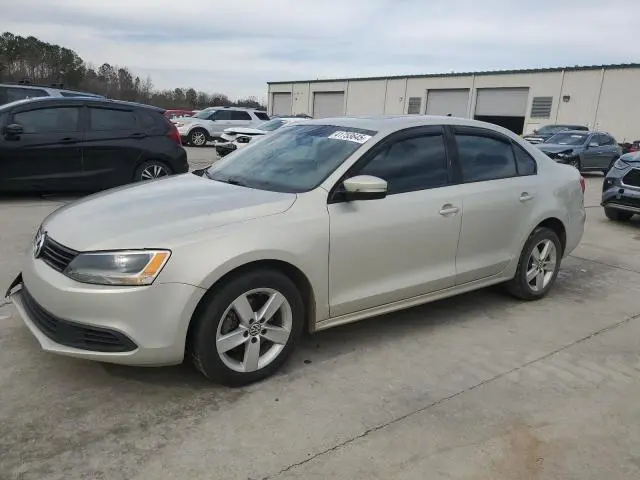 3VWLL7AJ6BM094001