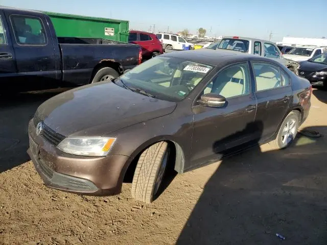 3VWLL7AJ6CM374714