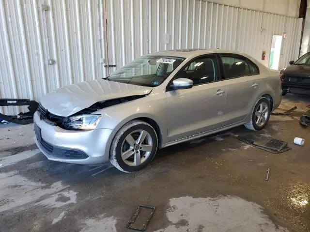 3VWLL7AJ7CM006199