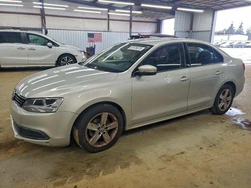 3VWLL7AJ7CM311332