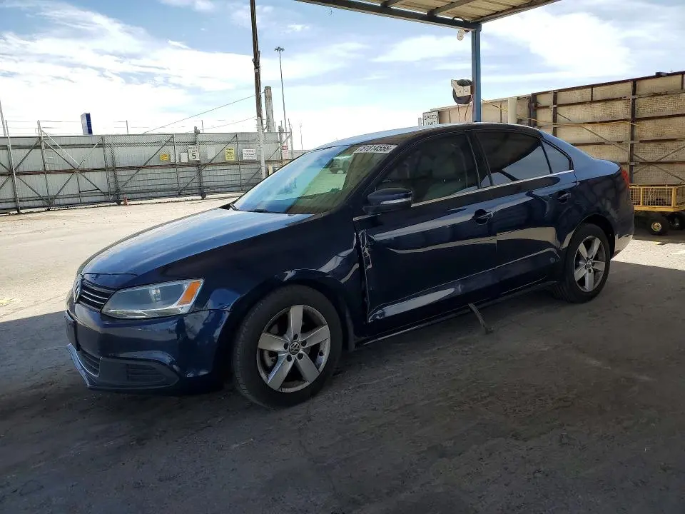 3VWLL7AJ7DM209515
