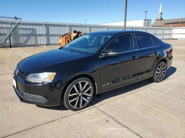 3VWLL7AJ7DM243180
