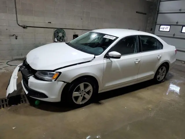 3VWLL7AJ7DM286868
