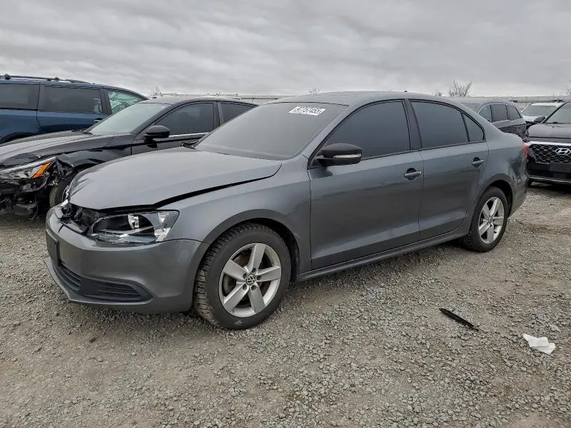 3VWLL7AJ8BM116838