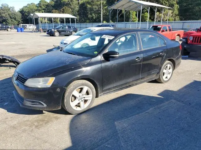 3VWLL7AJ8CM427767
