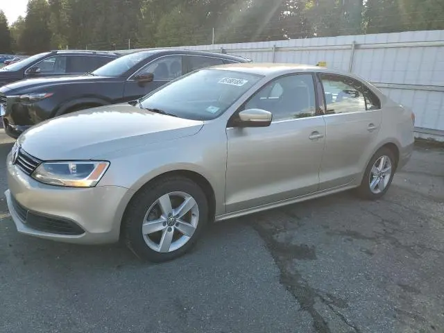 3VWLL7AJ9DM297130