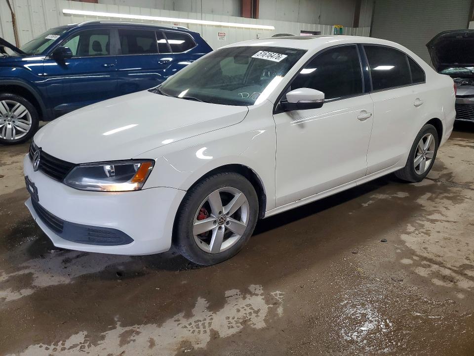 3VWLL7AJXCM417001