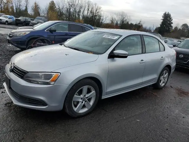 3VWLL7AJXCM426751