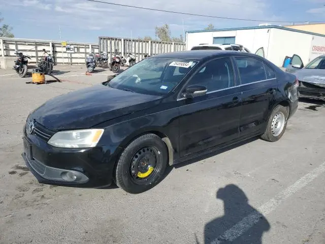 3VWLP7AJ2CM409768