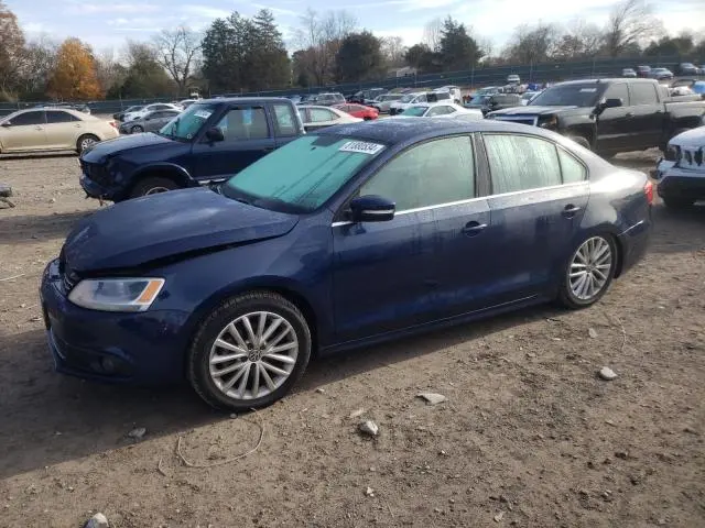 3VWLP7AJ5CM120996