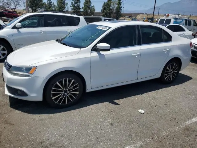 3VWLP7AJ5CM424796
