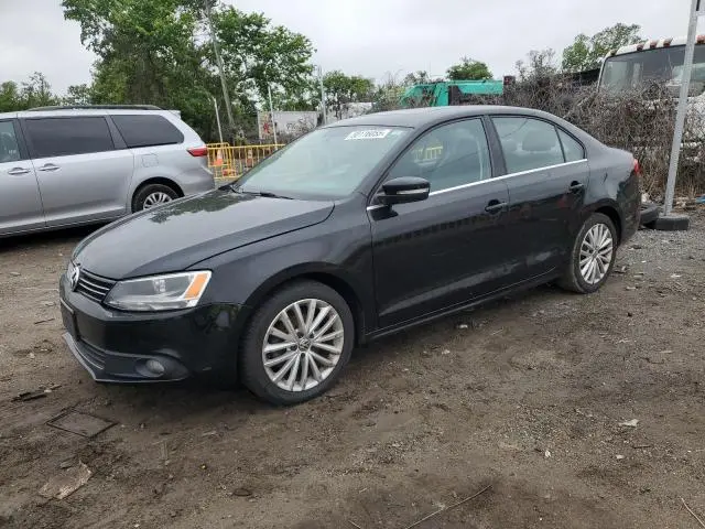 3VWLP7AJ7CM421818