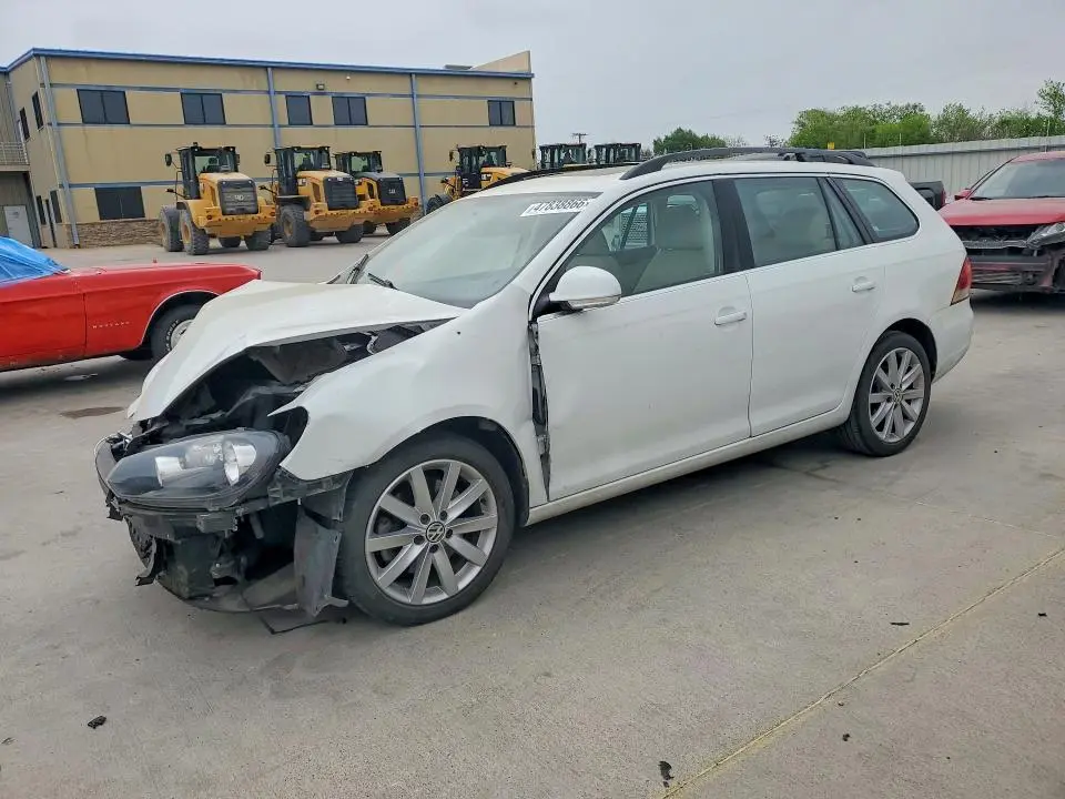 3VWPL7AJ0EM611850
