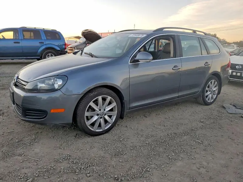 3VWPL7AJ1EM606561