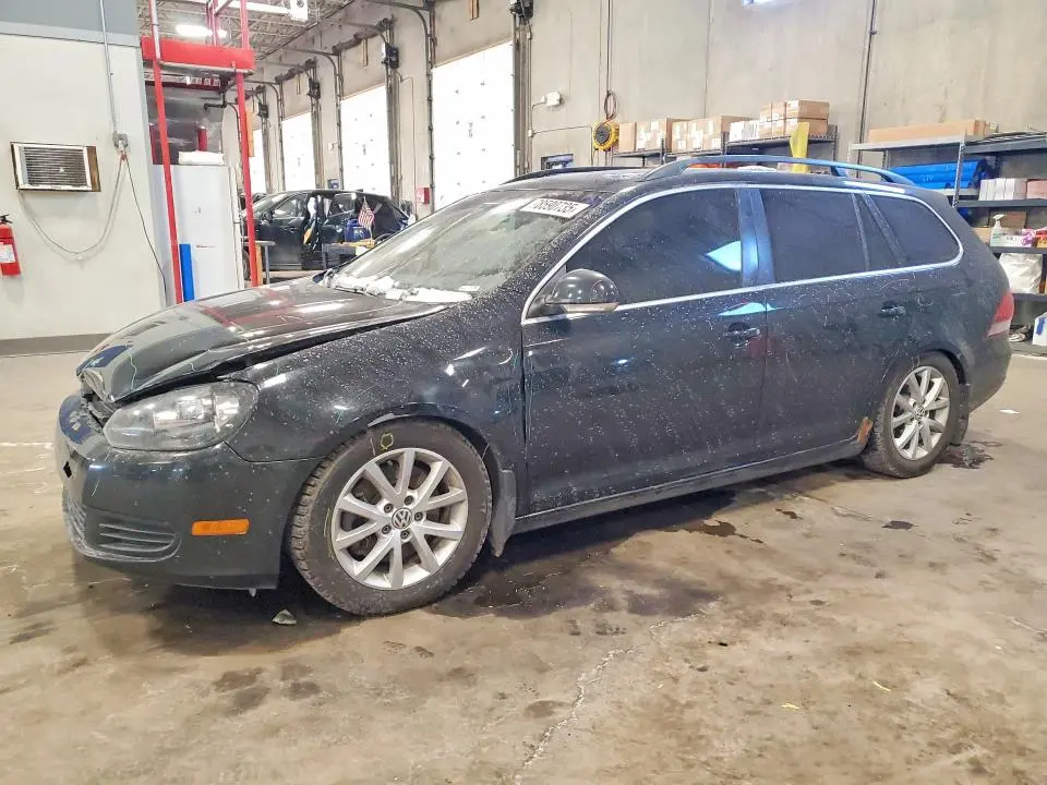 3VWPL7AJ2BM652976